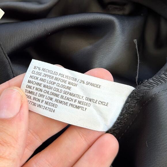 A New Day Dress Pant Black Flowy Satin Side Stripe Career Classic Womens Size 6 - Picture 4 of 9